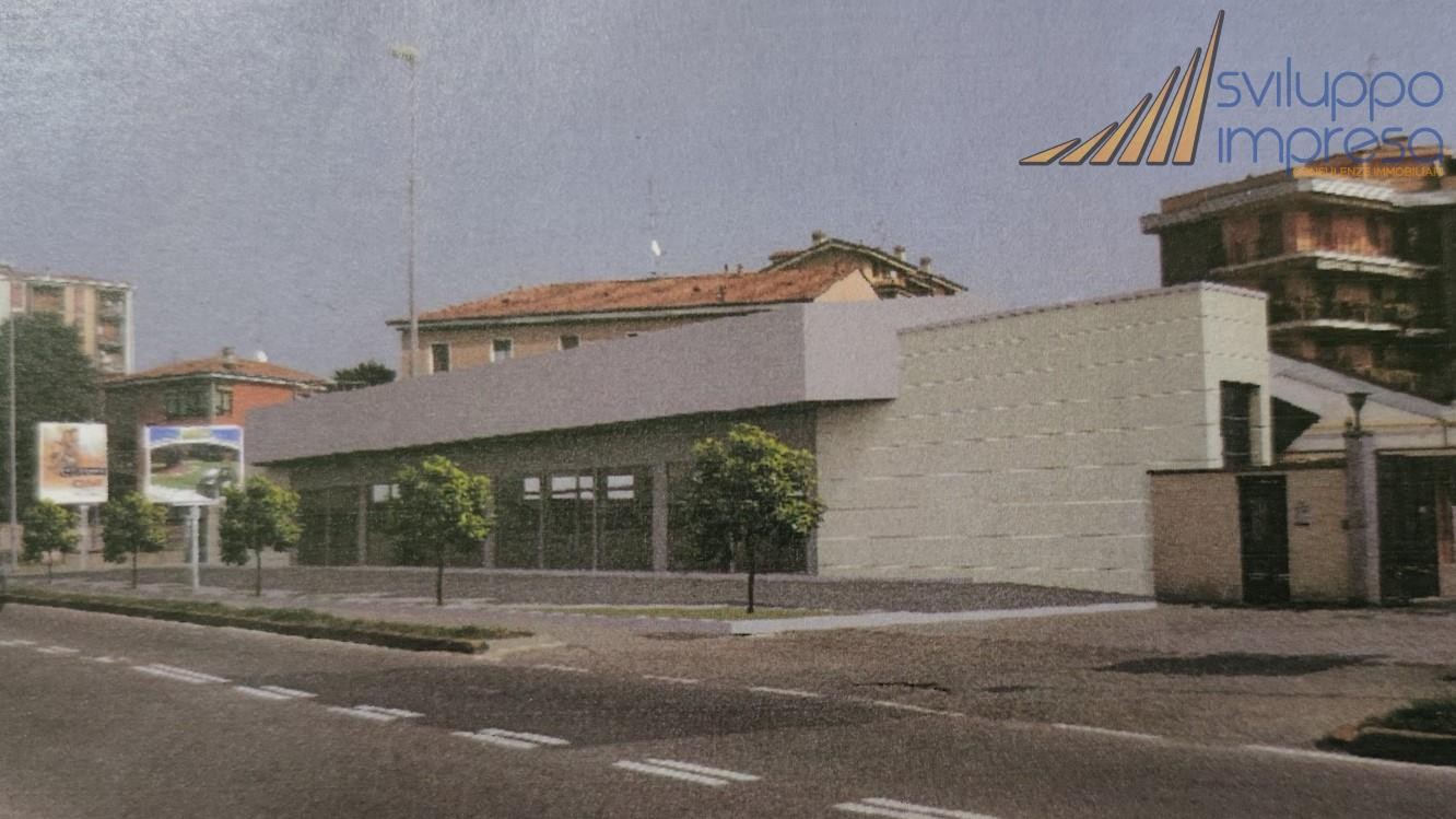 NEGOZIO PLURIVETRINE IN AFFITTO A BRUGHERIO