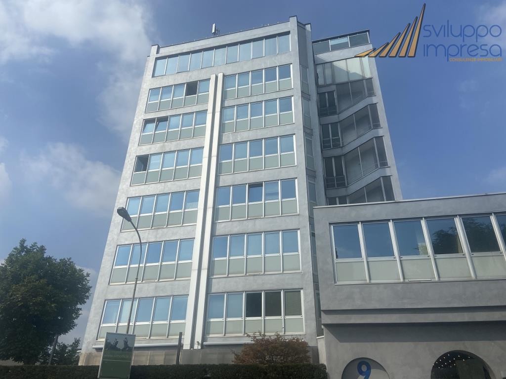 UFFICIO DI RAPPRESENTANZA IN AFFITTO A LISSONE