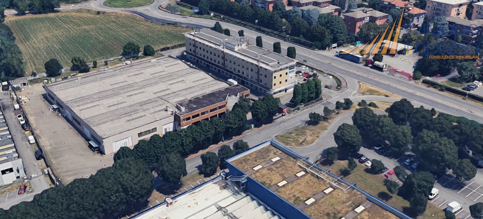 CAPANNONE IN VENDITA A CARUGATE