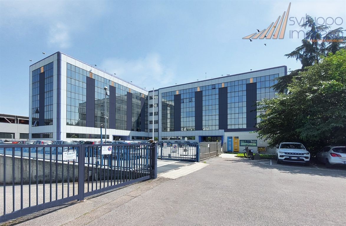 UFFICIO VICINANZE METROPOLITANA IN AFFITTO A SESTO SAN GIOVANNI