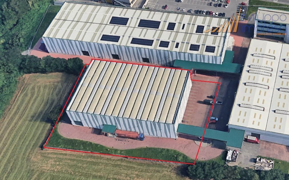 CAPANNONE CON RIBALTA IN AFFITTO A CORNATE D'ADDA